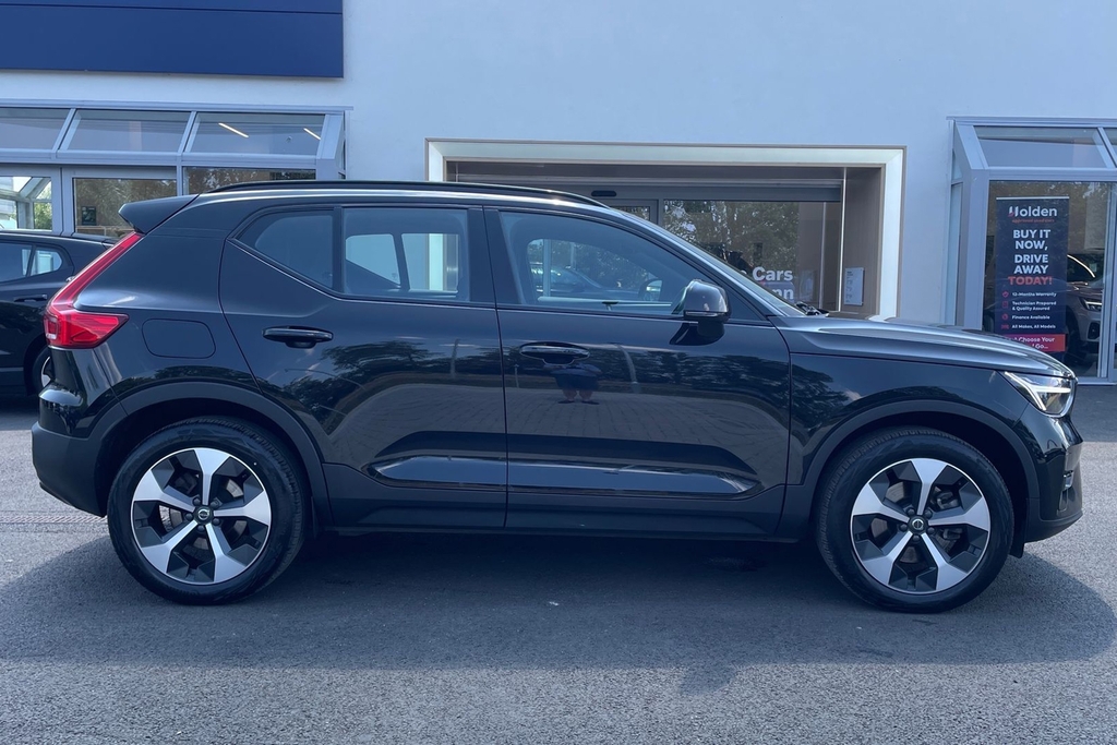 Volvo XC40 Plus Dark AF74WMA Black #4