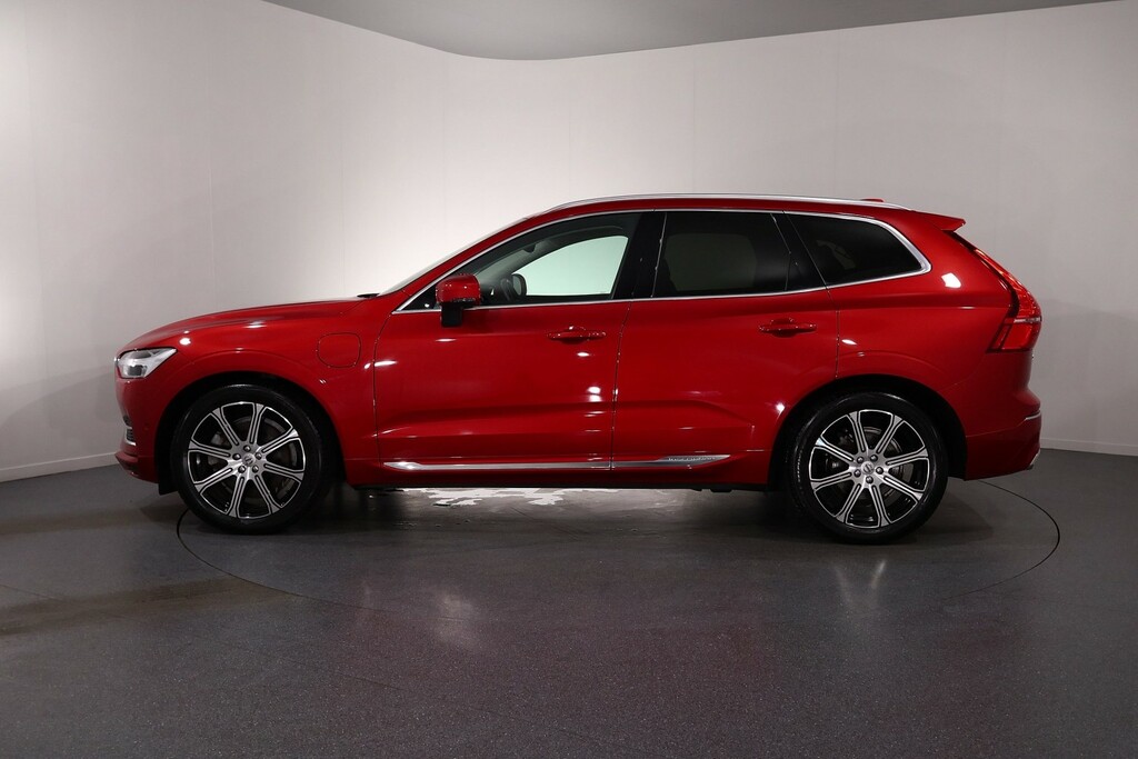 Volvo XC60 Inscription Pro Red #4