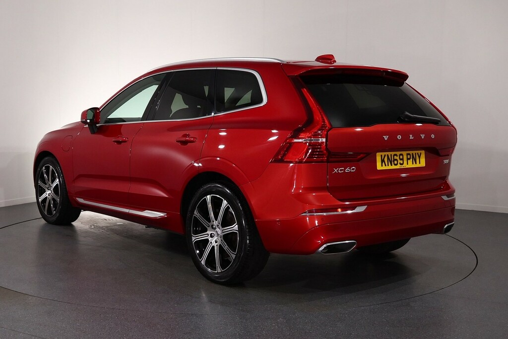 Volvo XC60 Inscription Pro Red #5