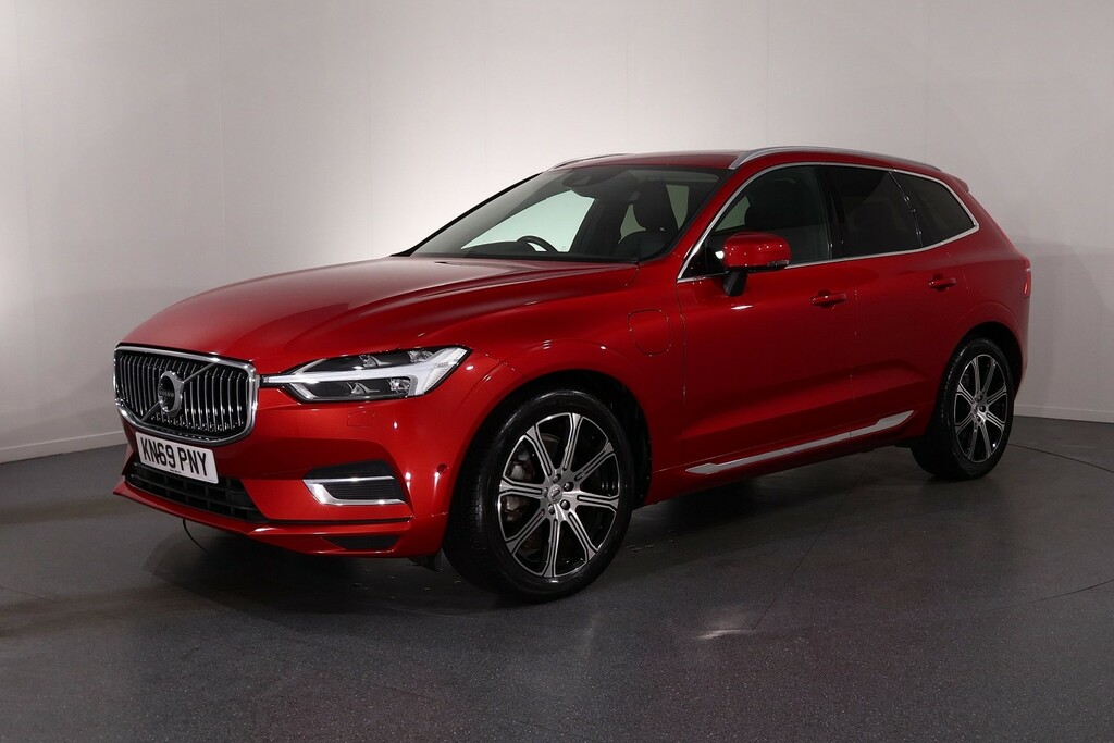 Volvo XC60 Inscription Pro Red #3