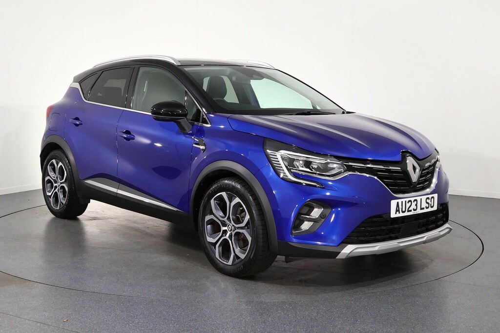 Renault Captur Techno Blue