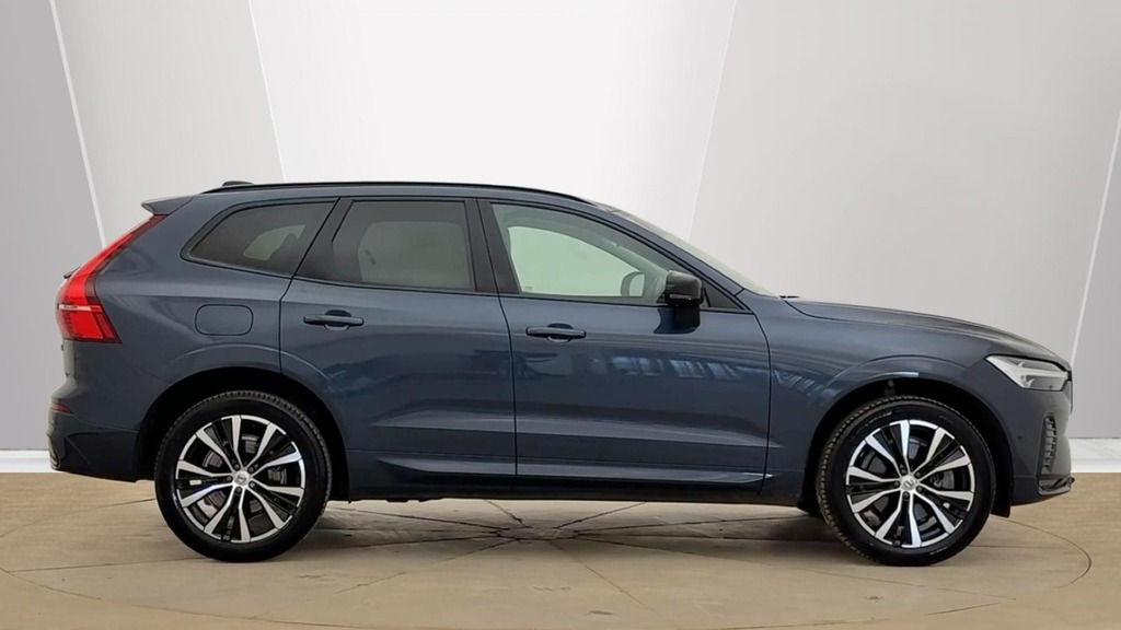 Volvo XC60 Ultimate Blue #2