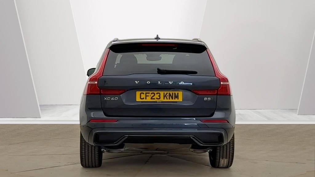 Volvo XC60 Ultimate Blue #4