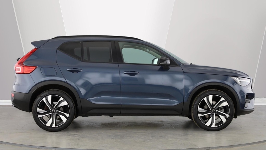 Volvo XC40 Ultra Dark Blue #2