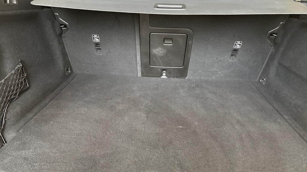 Volvo XC60 Plus Black #5