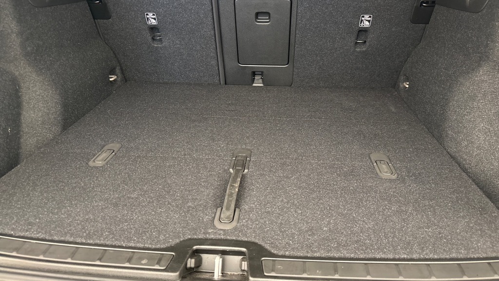 Volvo XC40 Ultimate Gold #5