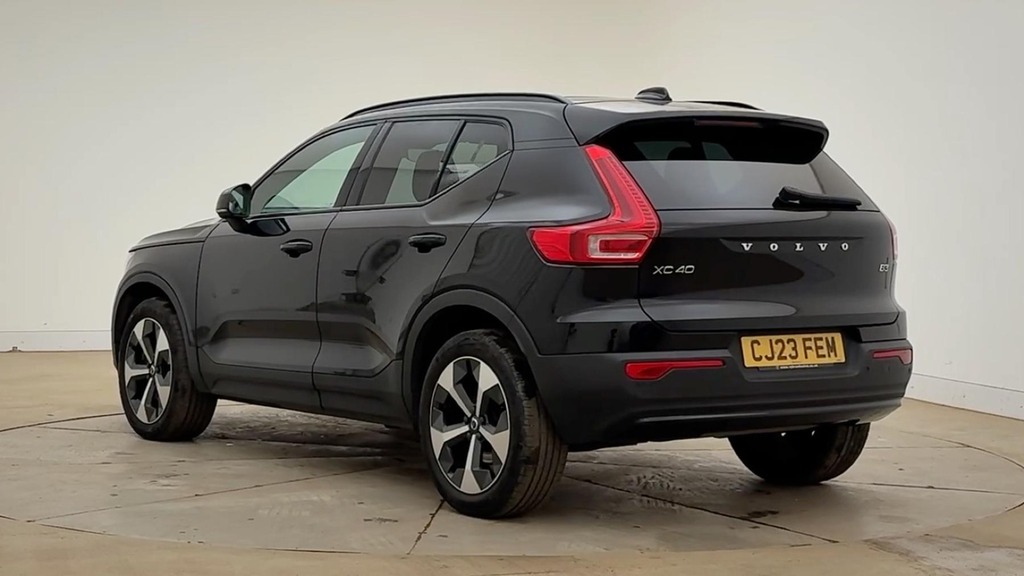 Volvo XC40 Ultimate Black #3