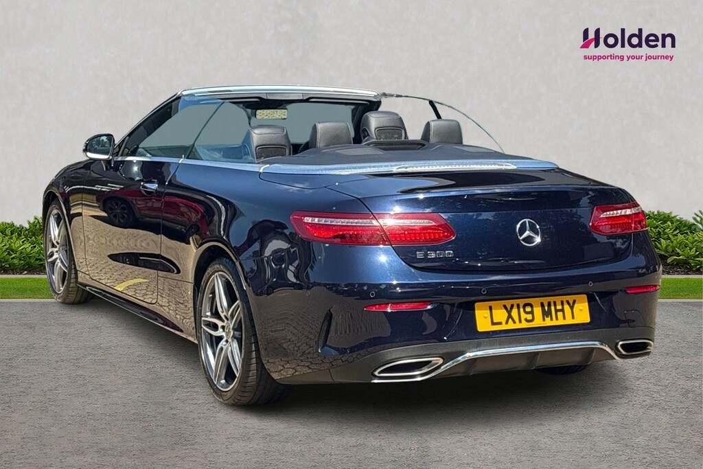 Mercedes-Benz E Class Amg Line Blue #3