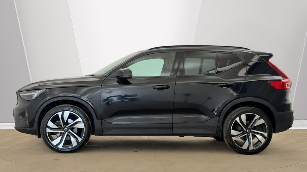 Volvo XC40 Ultra Dark Black #6
