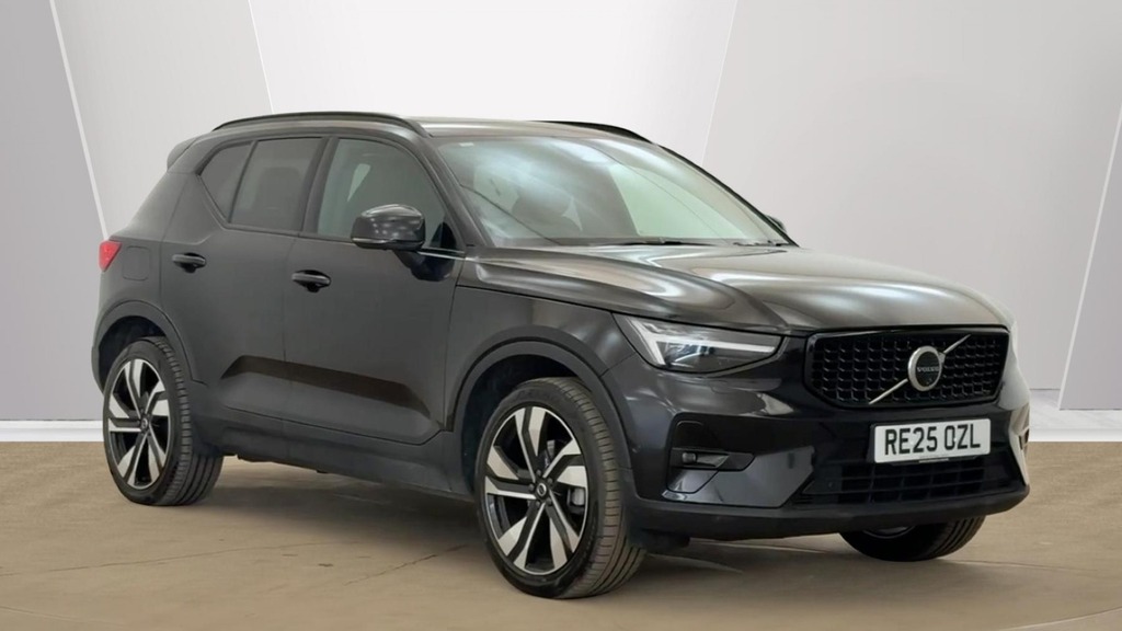 Volvo XC40 Ultra Dark Black
