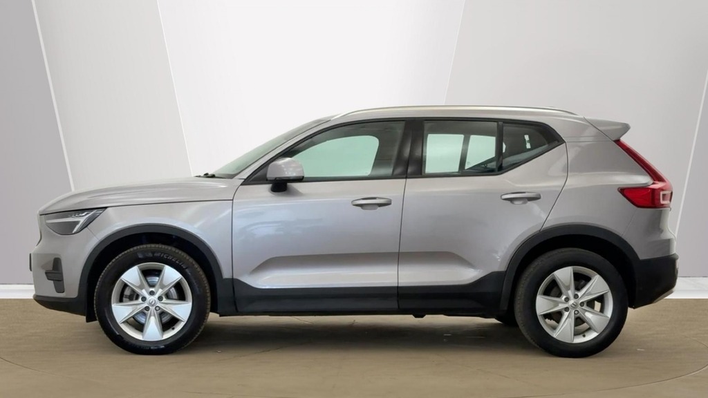 Volvo XC40 Core Silver #6