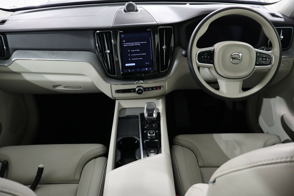 Volvo XC60 Ultimate Grey #11