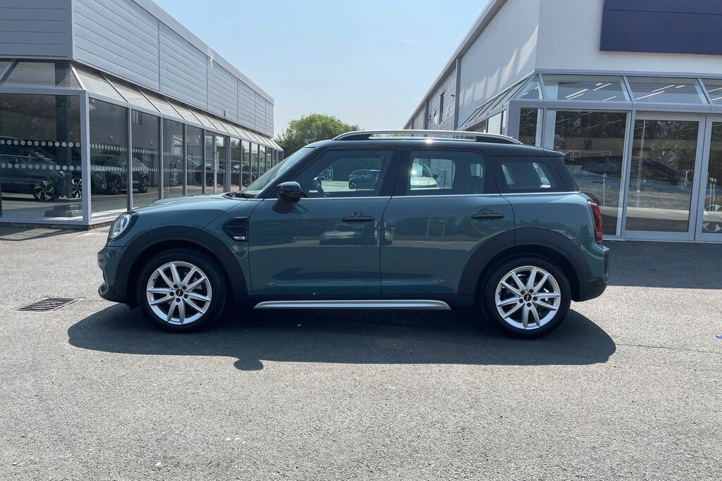 Mini Countryman Cooper S E All4 Classic Green #22