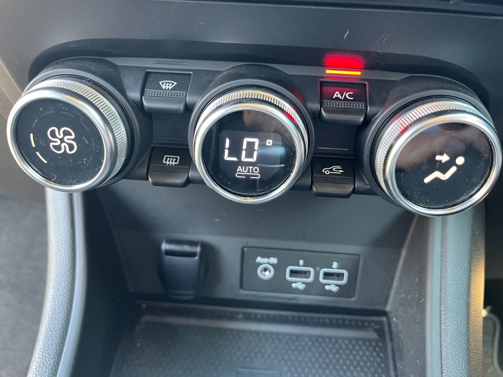 Renault Captur Renault Captur 1.6 E-tech Hybrid 145 Iconic Editio Black #26