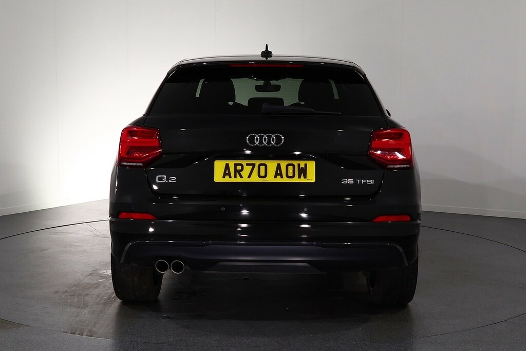 Audi Q2 35 Tfsi Black Edition S Tronic Black #6