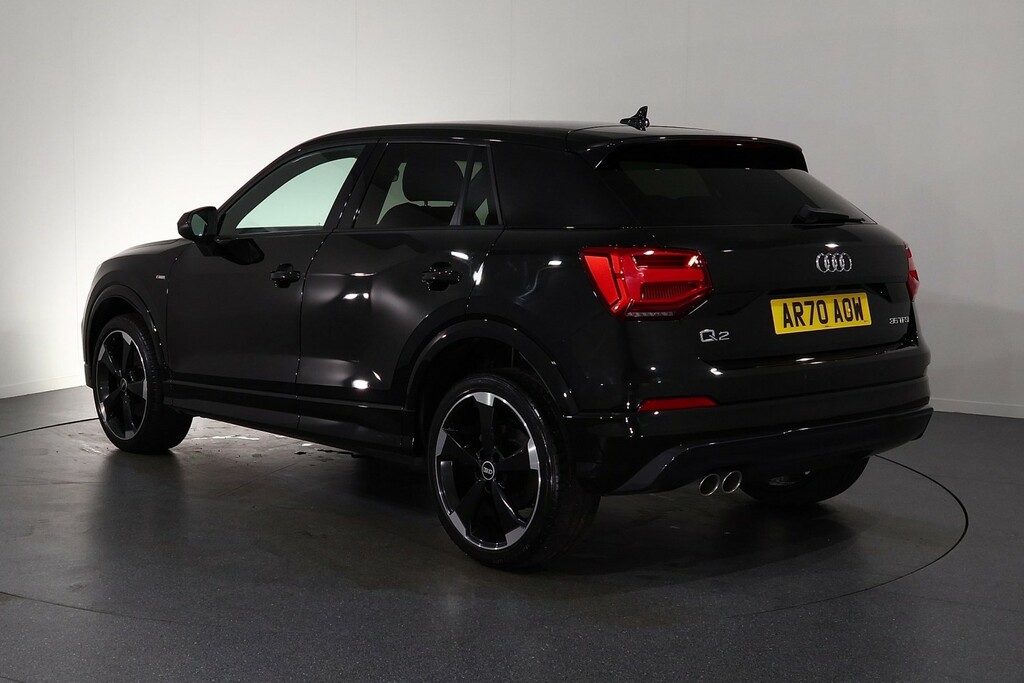 Audi Q2 35 Tfsi Black Edition S Tronic Black #5