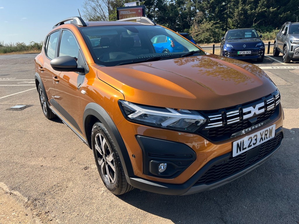 Dacia Sandero Stepway Journey Orange