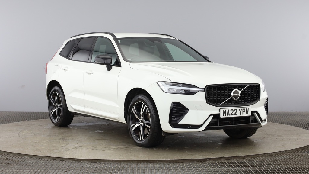 Volvo XC60 R-design White