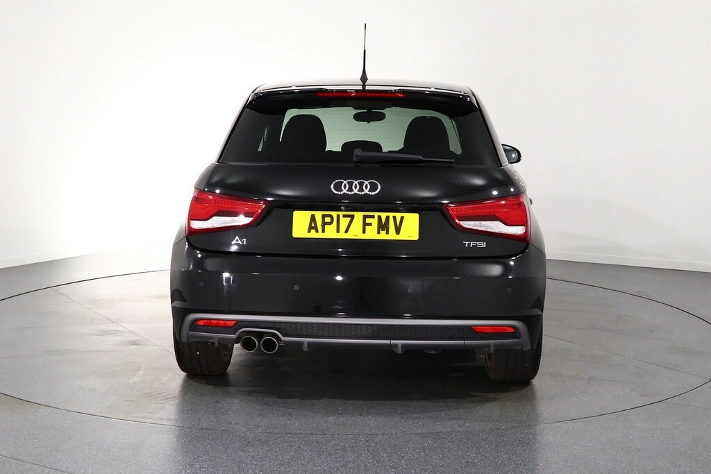 Audi A1 1.4 Tfsi Sport Black #6