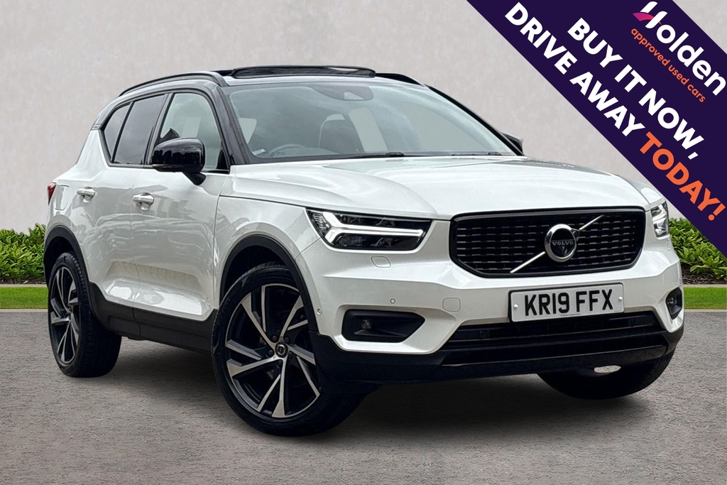Volvo XC40 R-design Pro White