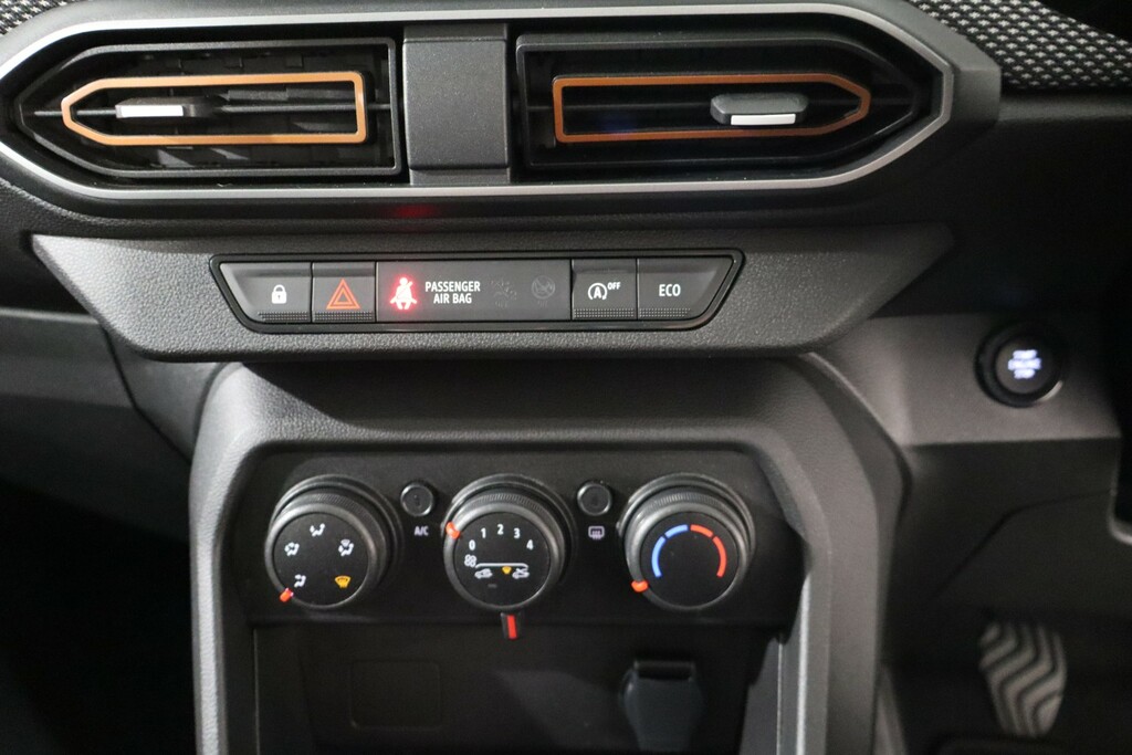 Dacia Sandero Stepway 1.0 Tce Extreme Cvt Green #22