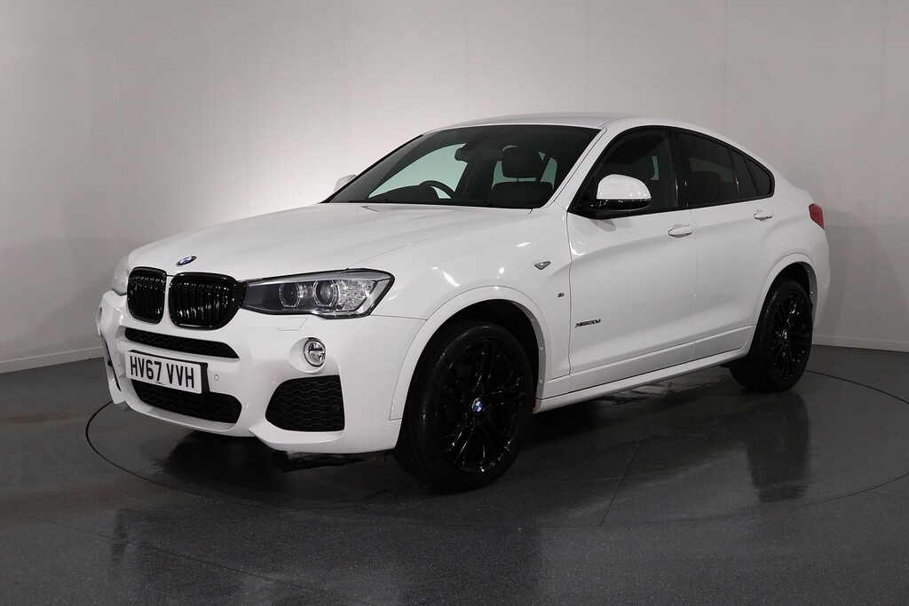 BMW X4 M M Sport White #3