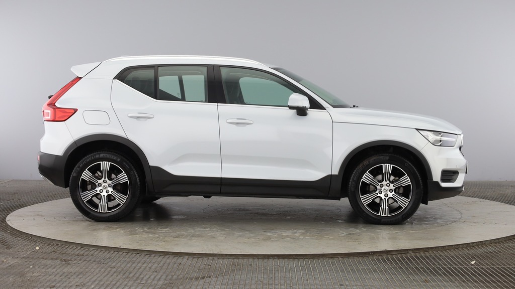 Volvo XC40 Inscription Silver #2