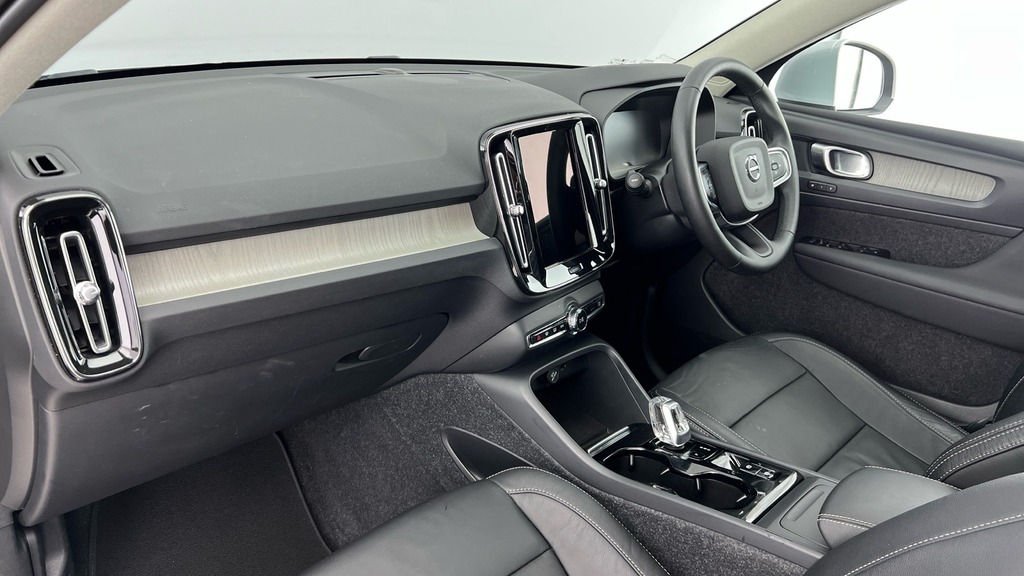 Volvo XC40 Inscription Silver #6