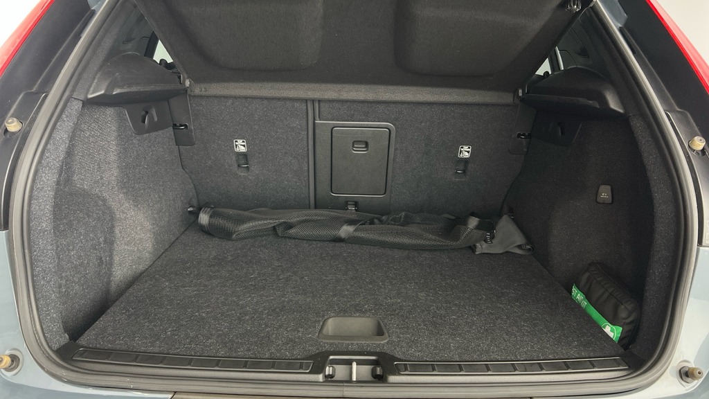 Volvo XC40 R-design Grey #5