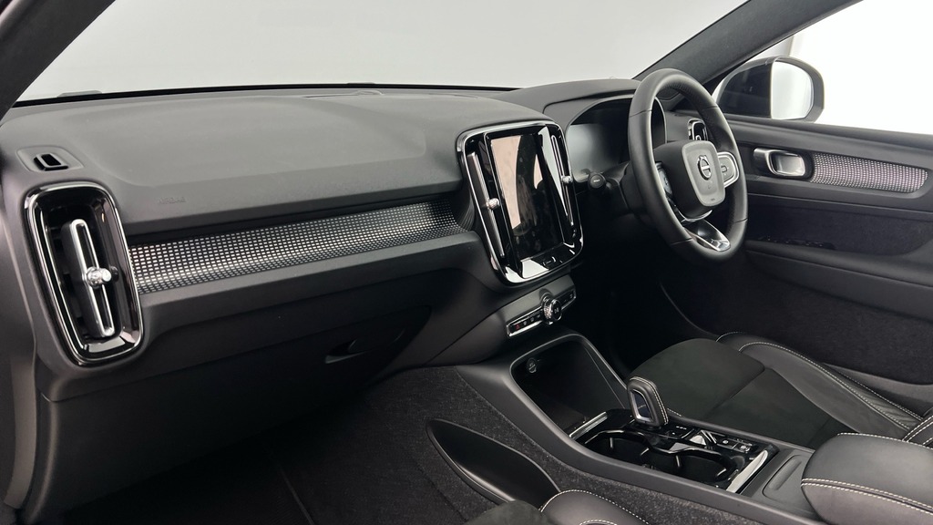 Volvo XC40 R-design Grey #6