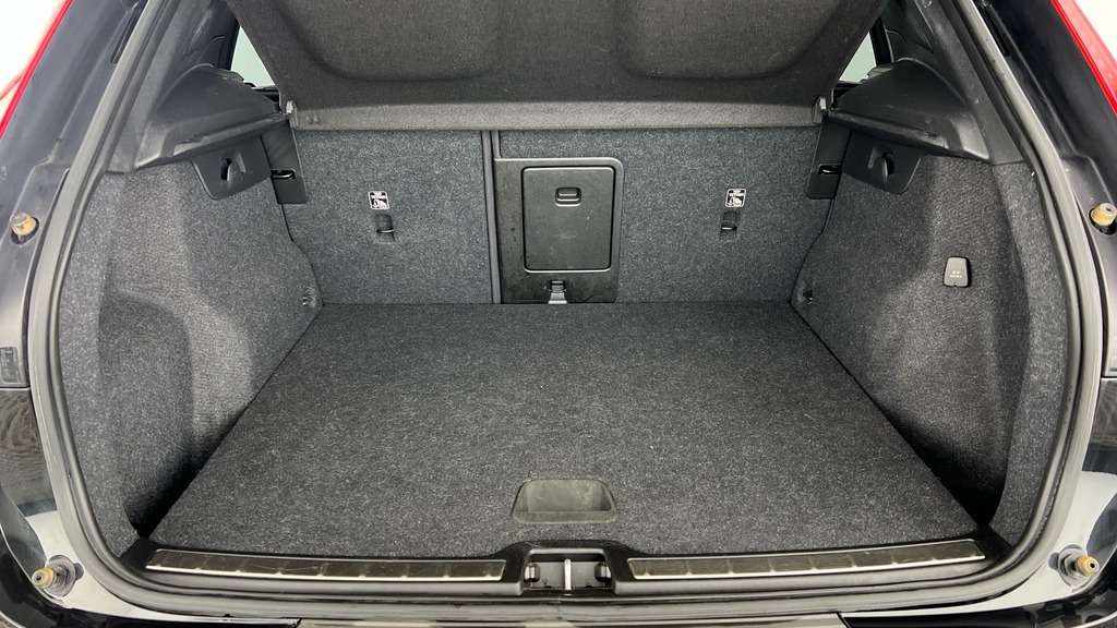 Volvo XC40 Inscription Black #5