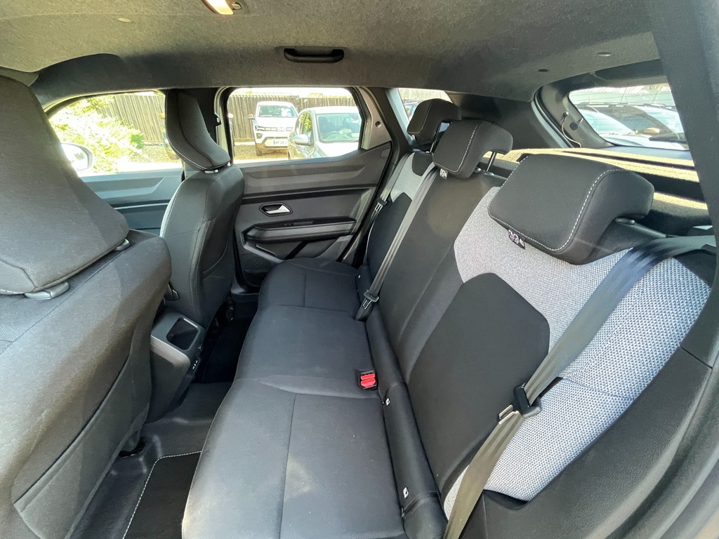 Dacia Duster 1.8 Hybrid 155 Extreme Estate SA26GPU White #11