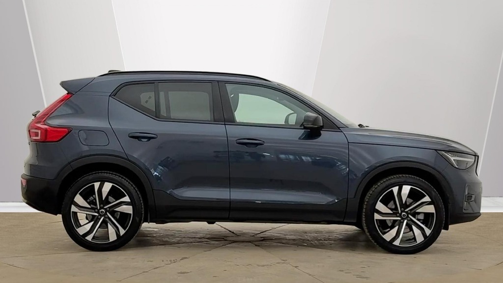 Volvo XC40 Ultra Dark Blue #2