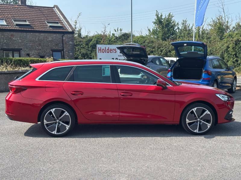 Seat Leon 1.5 Etsi 150 Xcellence Lux Dsg Red #2