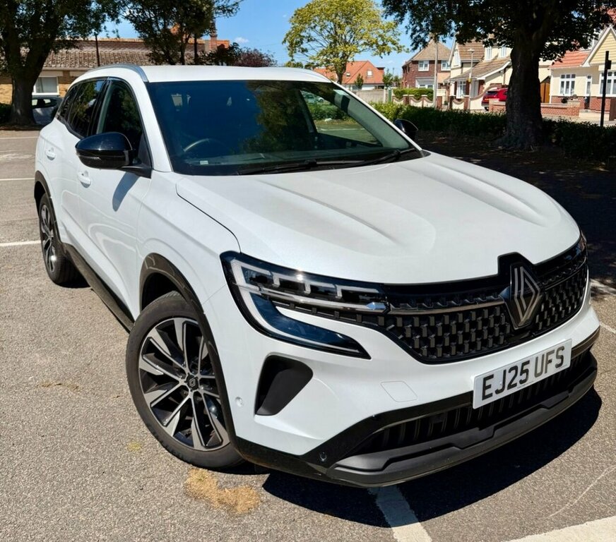 Renault Austral 1.2L Techno White #4