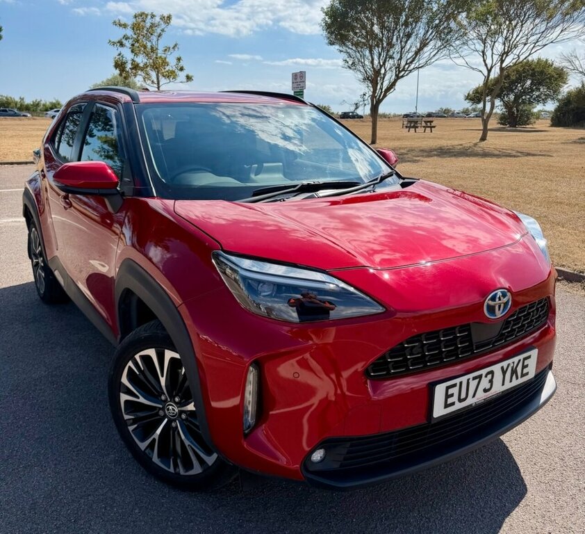 Toyota Yaris Cross 1.5L Excel Red #4