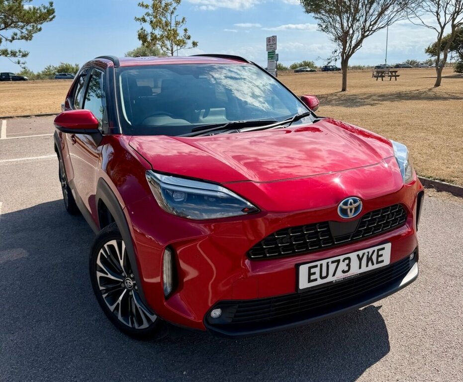 Toyota Yaris Cross 1.5L Excel Red #2
