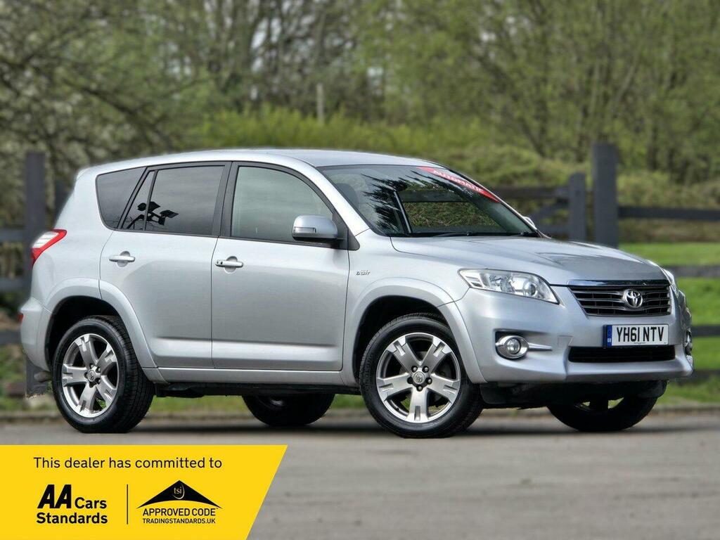 Toyota Rav 4 2.2 D-cat Sr Suv 4Wd Euro 5 150 P Silver
