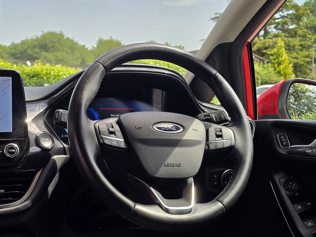 Ford Fiesta T Ecoboost Active X YUI7951 Red #4