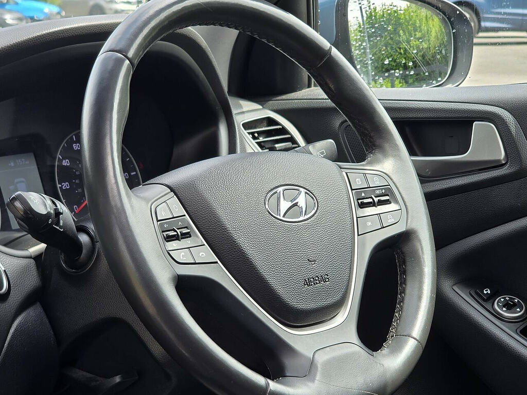 Hyundai I20 1.2 Premium Se Nav Hatchback Eur Blue #4