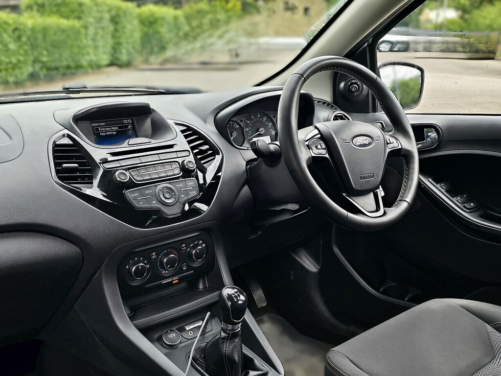 Ford KA+ Ti-vct Zetec Silver #2