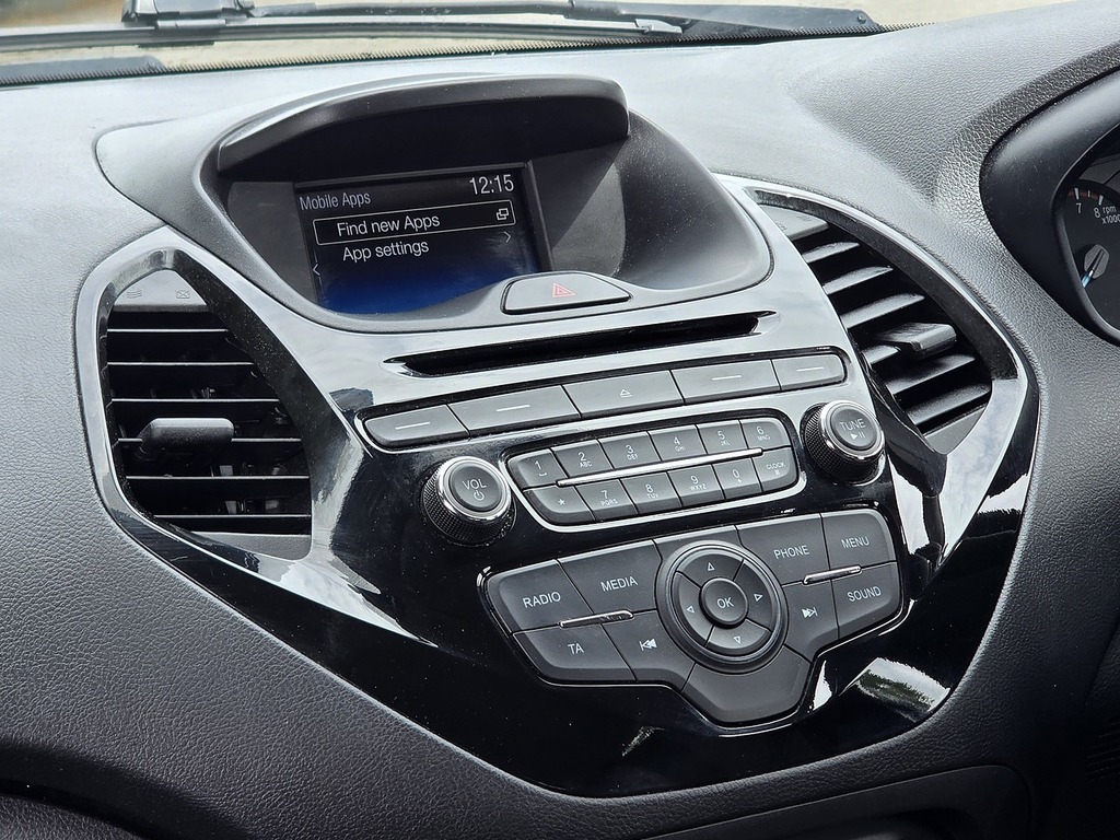 Ford KA+ Ti-vct Zetec Silver #5