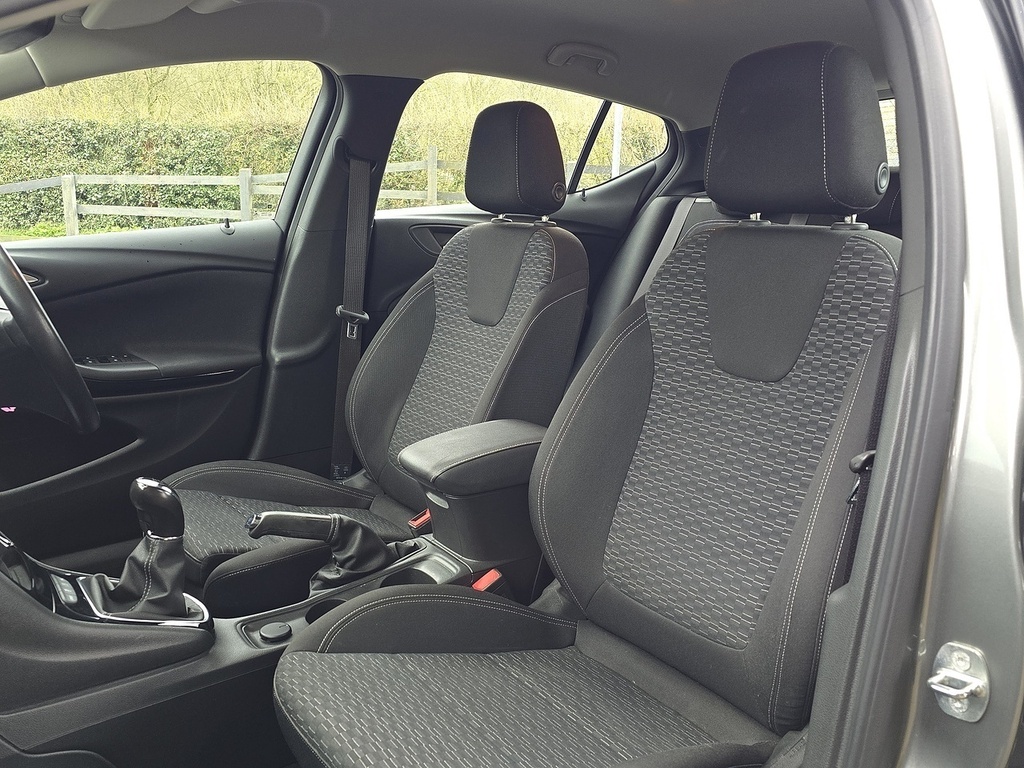 Vauxhall Astra I Turbo Sri Grey #3
