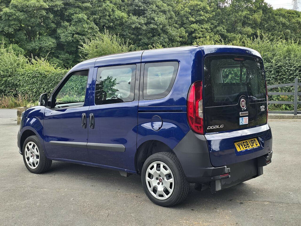 Fiat Doblo Cargo 1.3 White #16