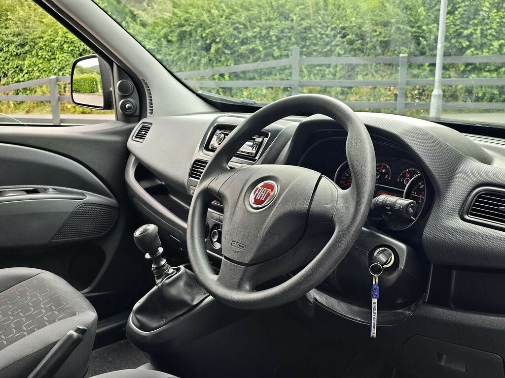 Fiat Doblo 1.4 16V N1 Active Combi Van L1 Blue #6