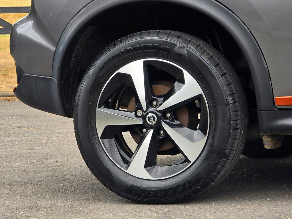Nissan Juke Suv 1.6 Tekna 2019 Black #17