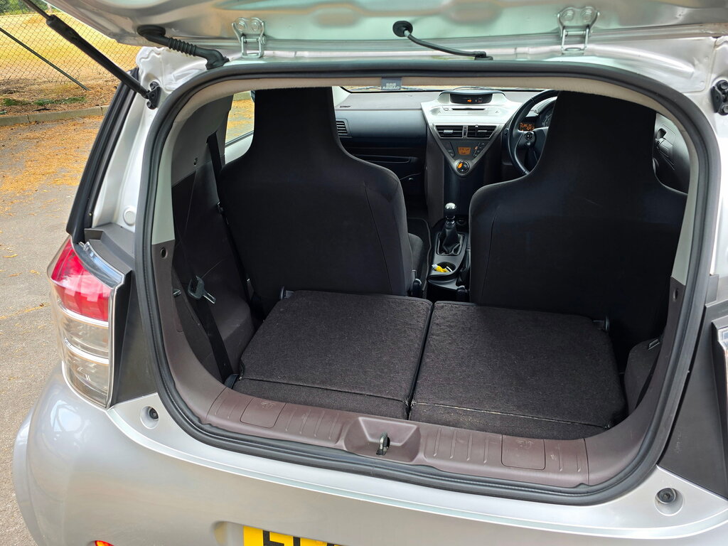 Toyota IQ 1L Null Black #7