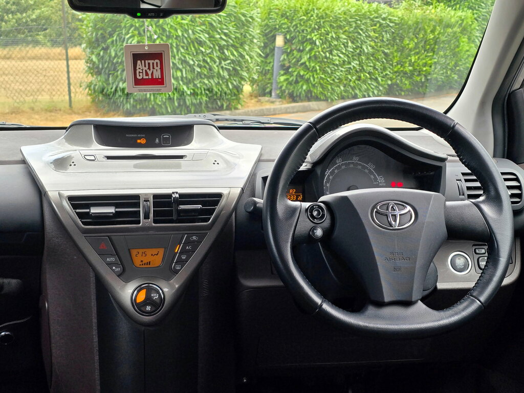 Toyota IQ 1L Null Black #8