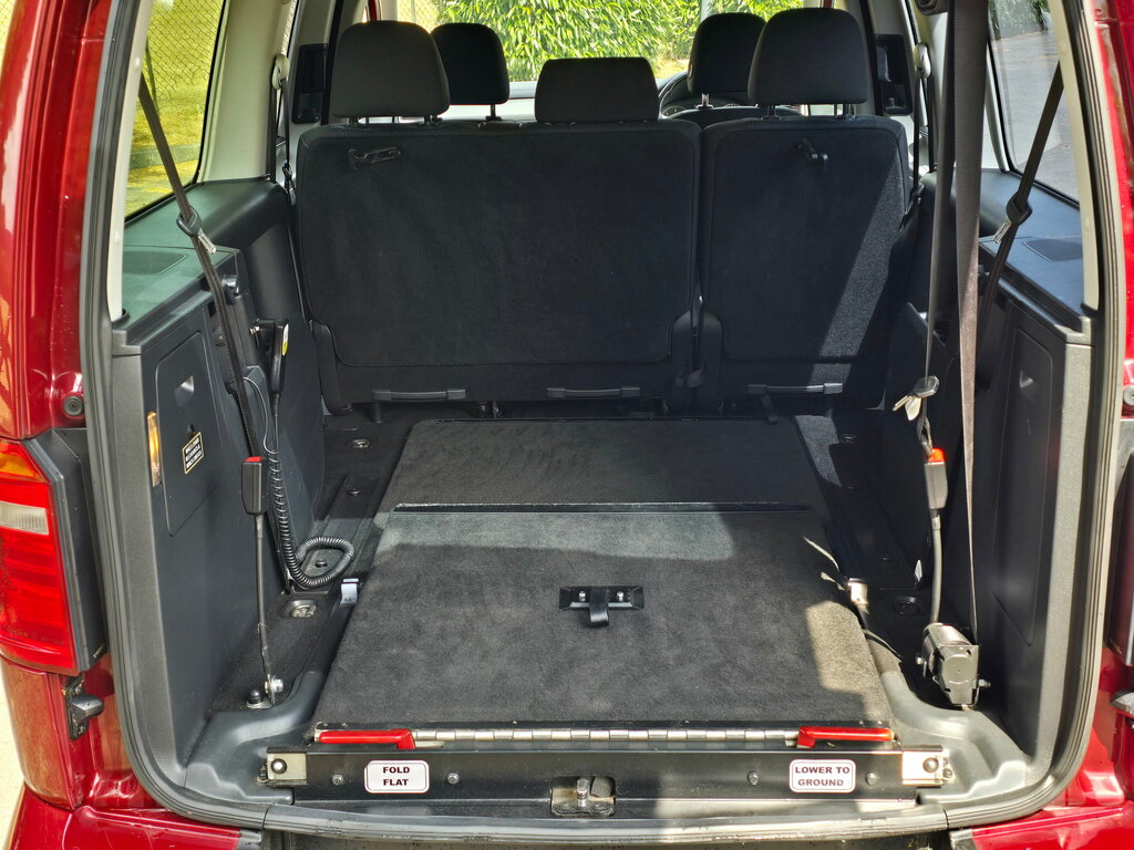 Volkswagen Caddy Maxi Life 2.0 Tdi Mpv Euro 6 Ss 102 Ps Red #5