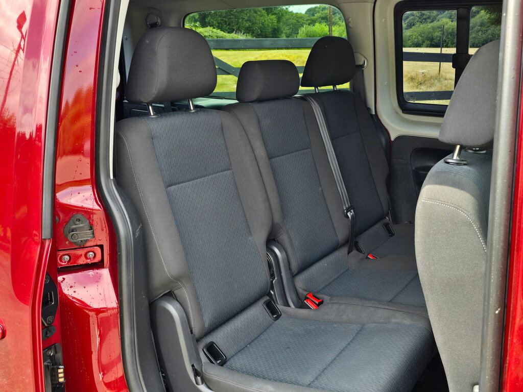 Volkswagen Caddy Maxi Life 2.0 Tdi Mpv Euro 6 Ss 102 Ps Red #6
